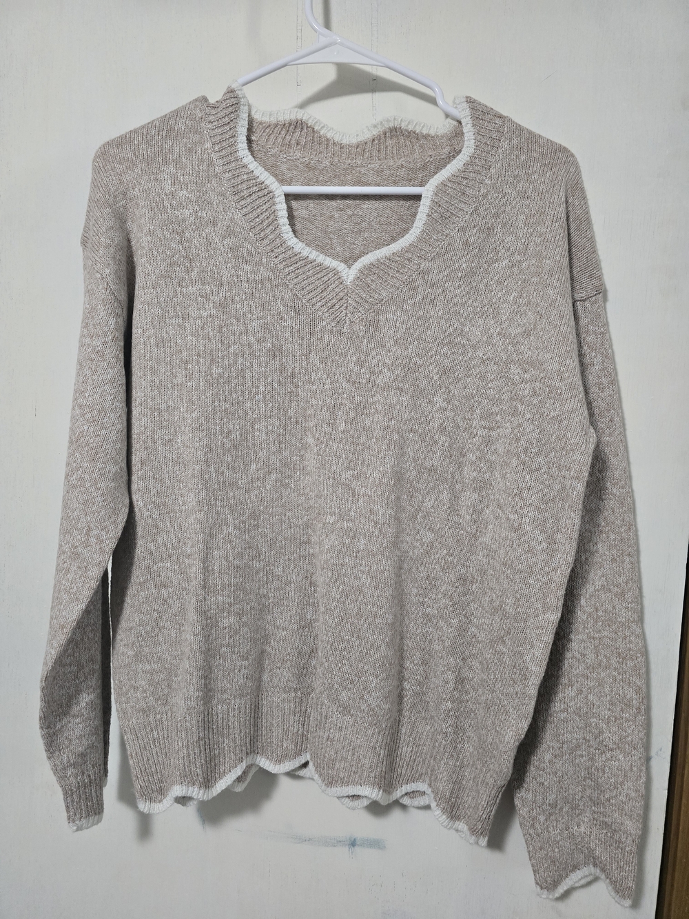 SHEIN Cream-Tan V-Neck Sweater with White Trim